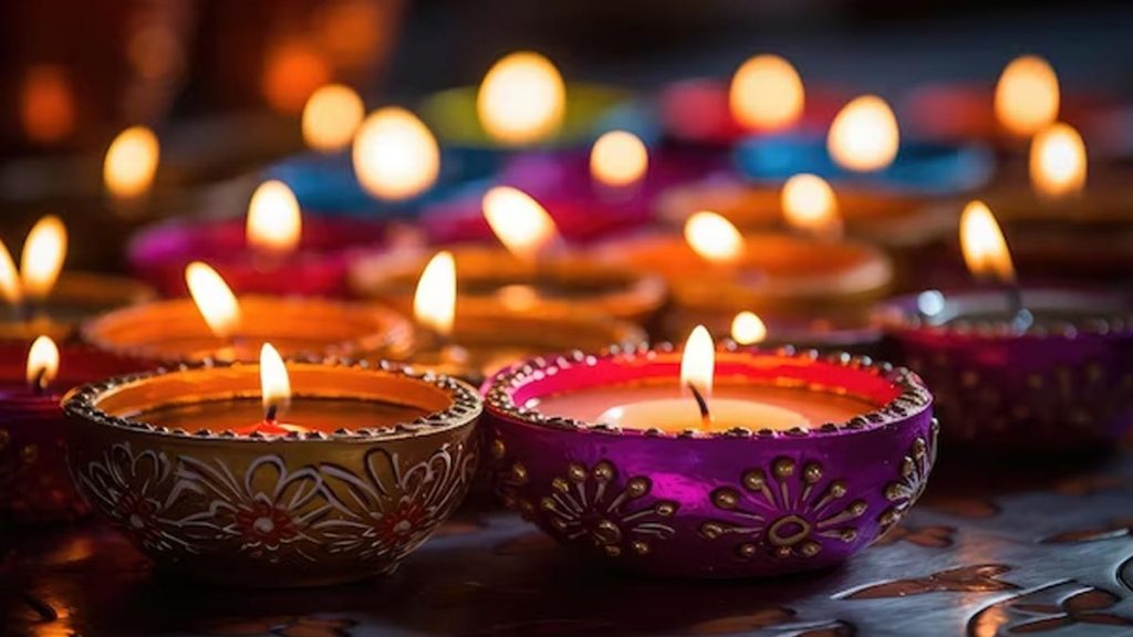 13-reasons-behind-lighting-13-Diyas-on-Dhanteras-2024